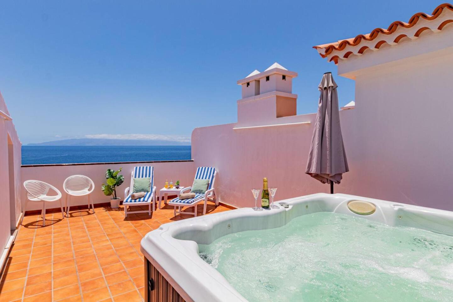 Penthouse Apt With Jacuzzi By Dream Homes Tenerife Puerto de Santiago  Eksteriør billede