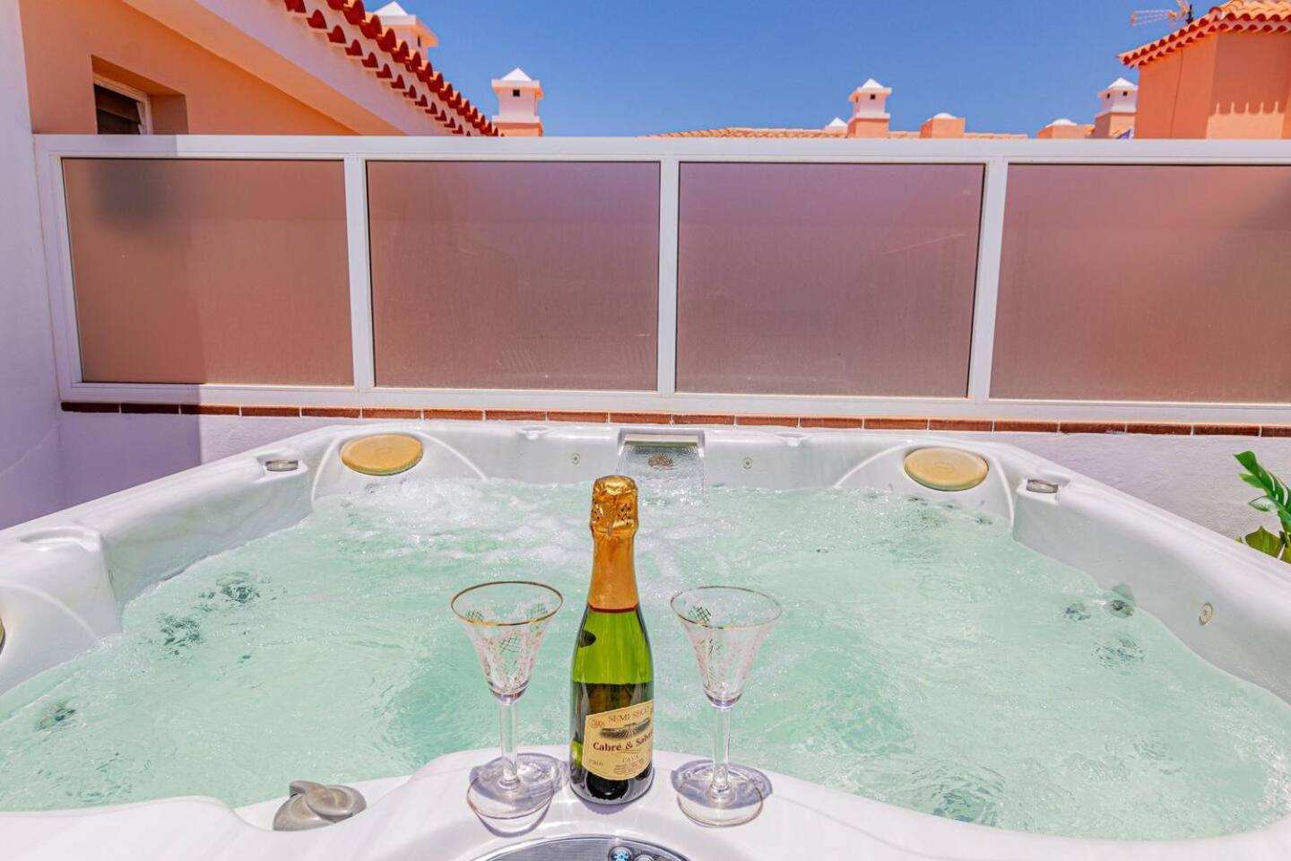 Penthouse Apt With Jacuzzi By Dream Homes Tenerife Puerto de Santiago  Eksteriør billede
