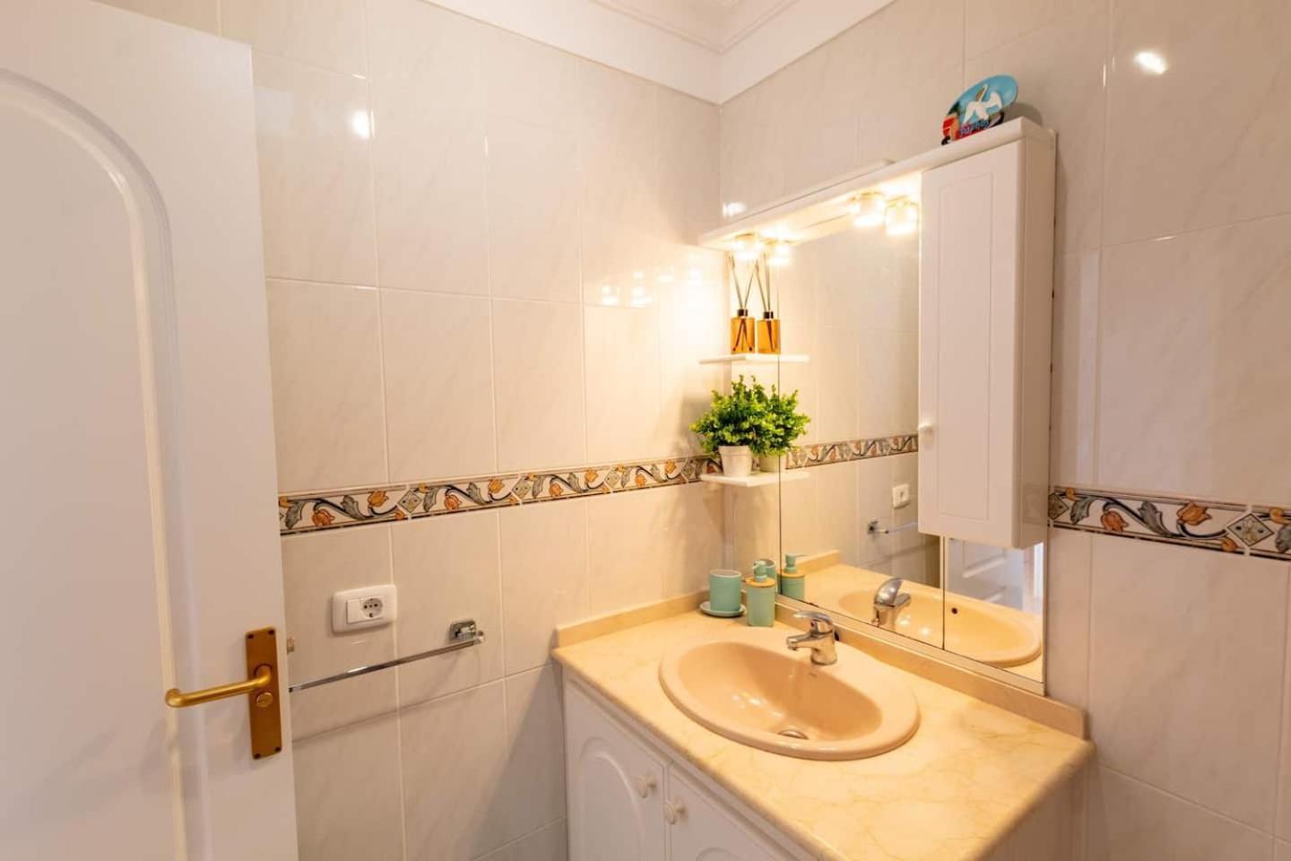 Penthouse Apt With Jacuzzi By Dream Homes Tenerife Puerto de Santiago  Eksteriør billede
